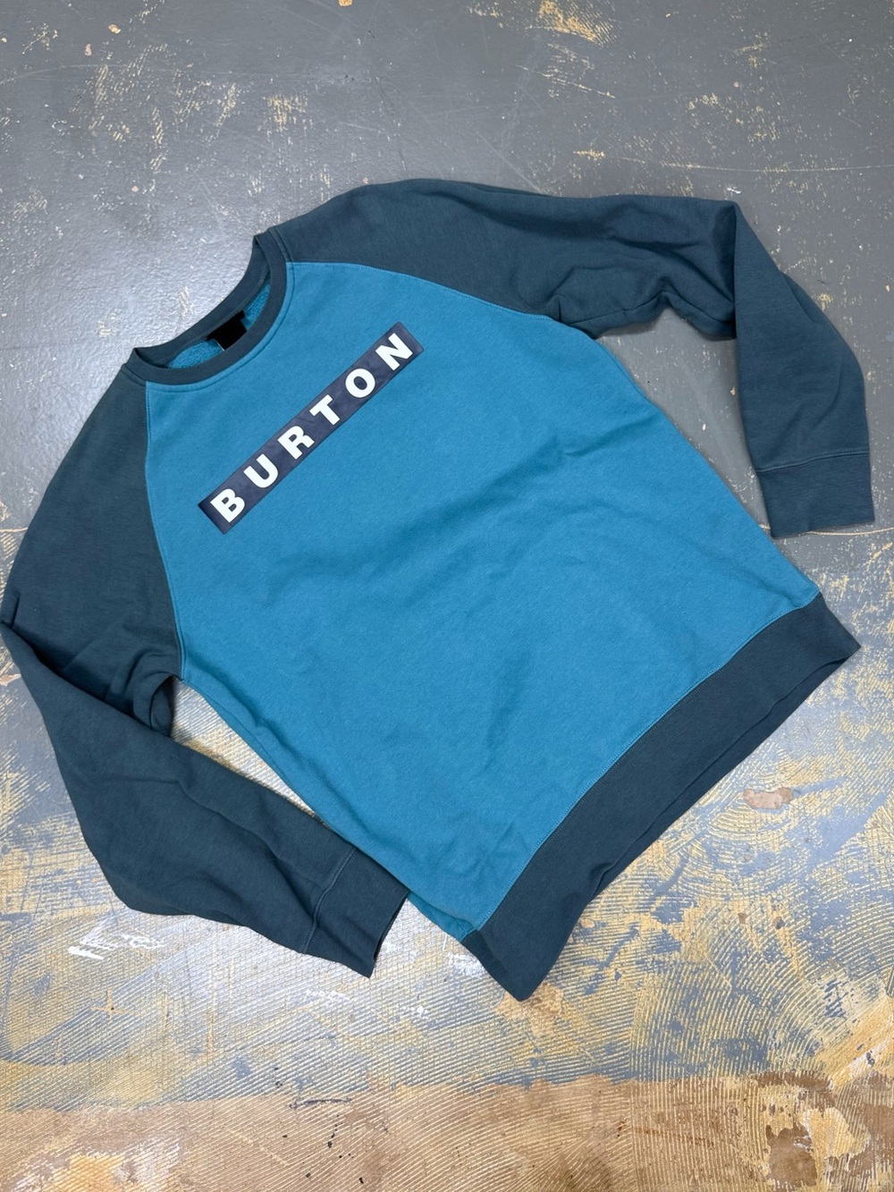 Burton Snowboarding Pull Over Crew Neck Sweater Medium Blue